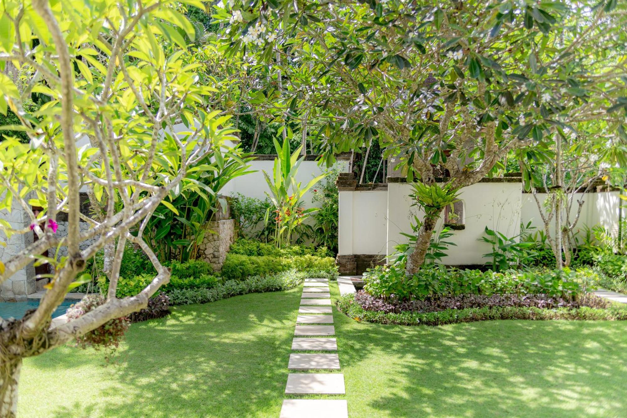 Villa Dorado - Steps From Jimbaran Beach Exterior foto